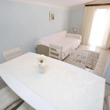 With A Parking Space Maslenica, Novigrad - 6572 Appartement *