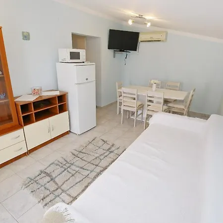 With A Parking Space Maslenica, Novigrad - 6572 * Maslenica