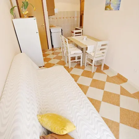 公寓 With A Parking Space Maslenica, Novigrad - 6572 *